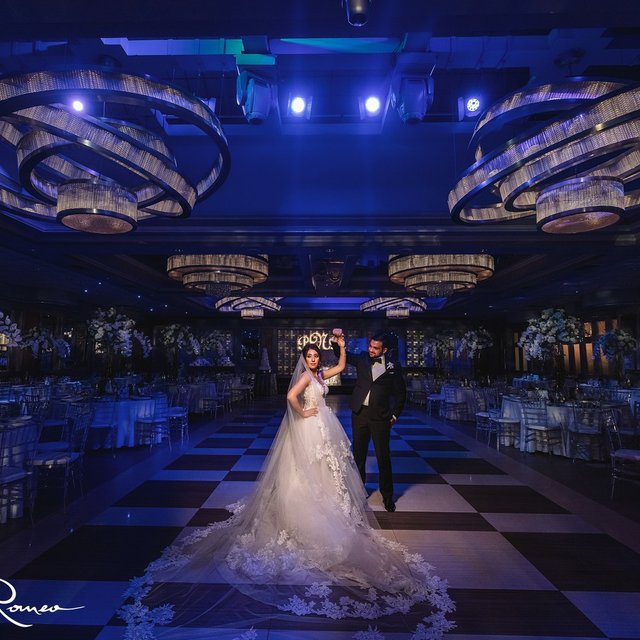 Our specialty lighting in the Encore Room ⁠beautif