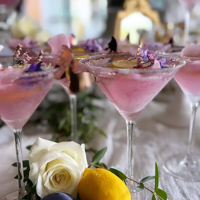Mocktail or Cocktail🍸or BOTH? You decide. 

Credit