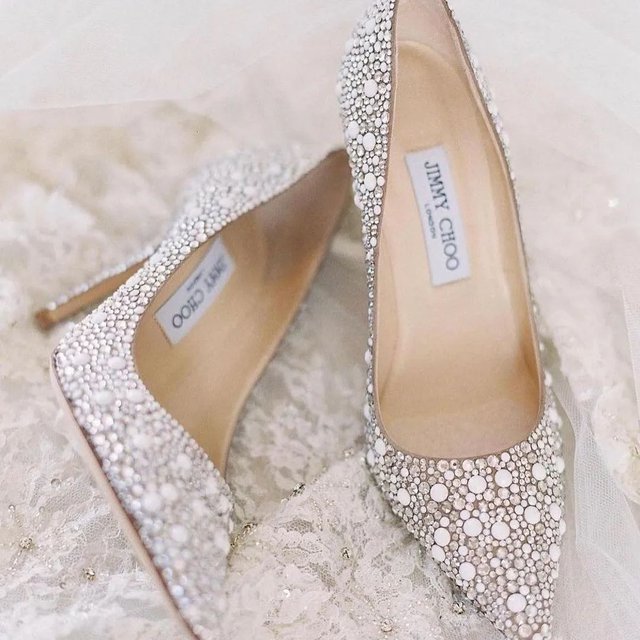 What style shoe do you like the most #russosbride 